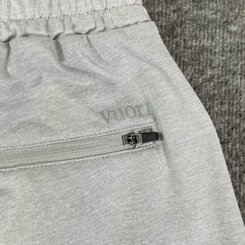 Vuori Sunday Performance Joggers Men Medium Gray Stretch Athleisure - Picture 11 of 12